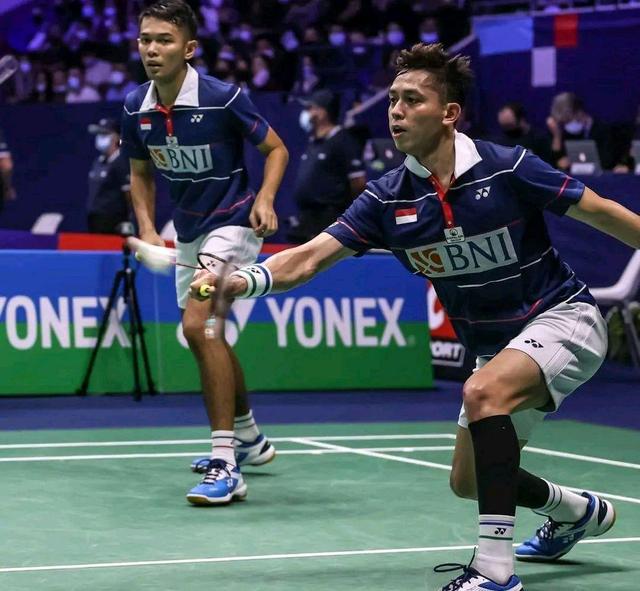 中国队翻盘丹麦队，桃田贤斗统治全场