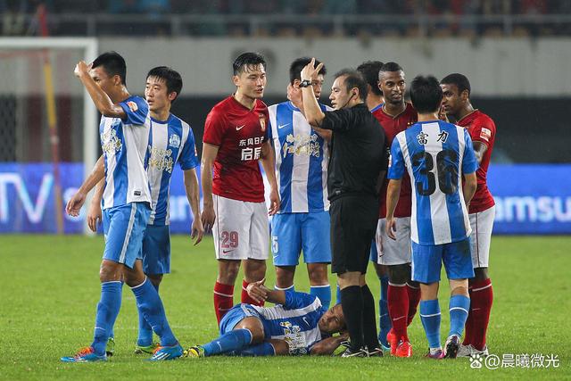 上海申花主场比分-不敌山东鲁能，遭遇两连败